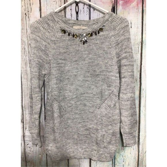 LOFT ~ Size Small Gray Rhinestone Front Sweater 🍁🍂 - Picture 7 of 12